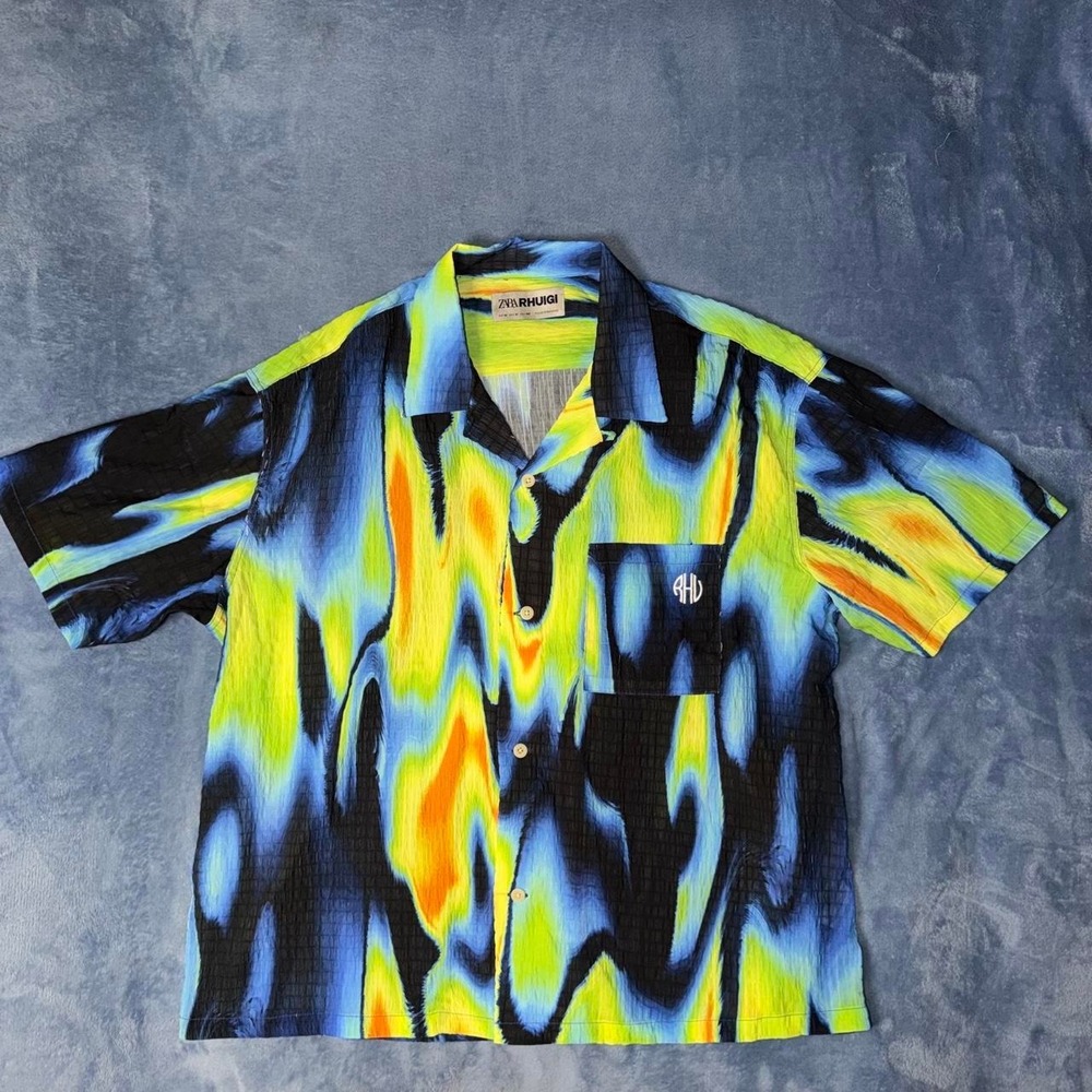 Zara Rhuigi multicolored abstract wavy pattern button up shirt in size M limited